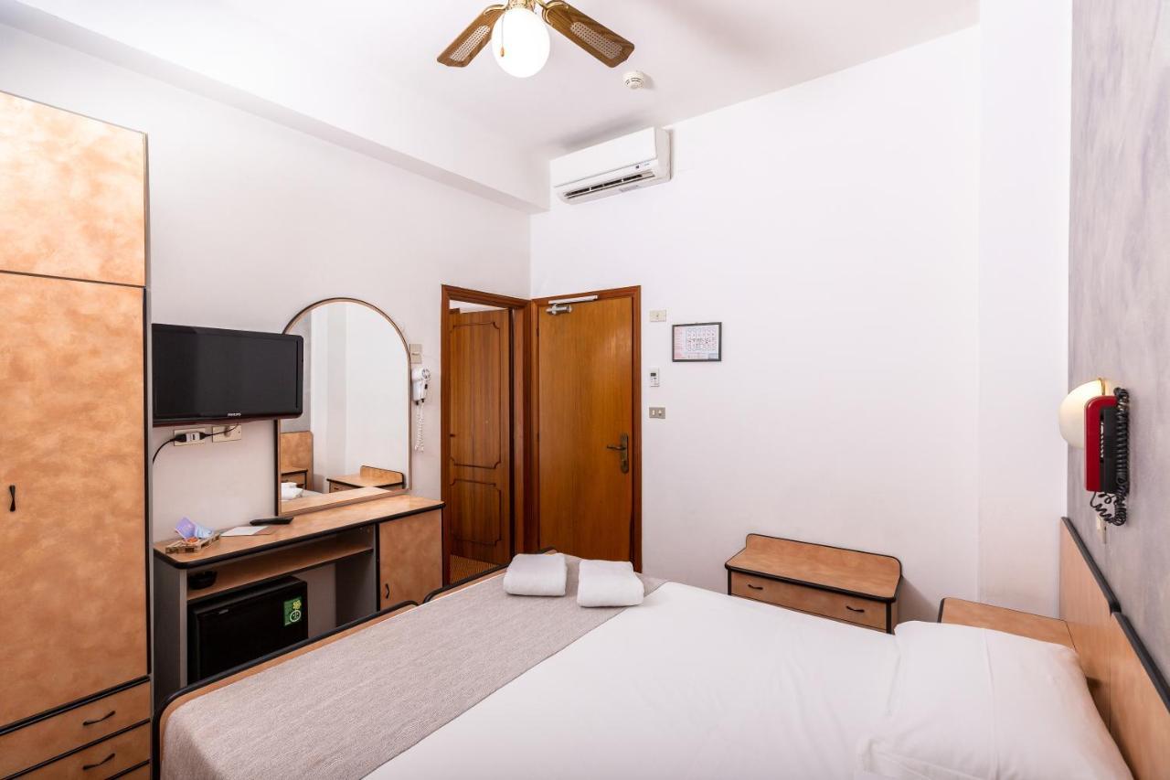 Hotel Albatros Rimini Eksteriør billede